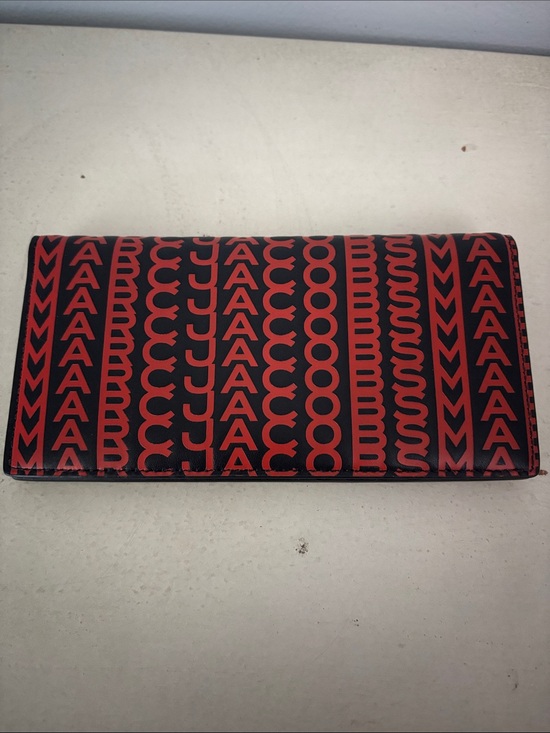 Marc Jacobs Handbags - Marc Jacobs Red and Black Logo-Print Continental Wallet